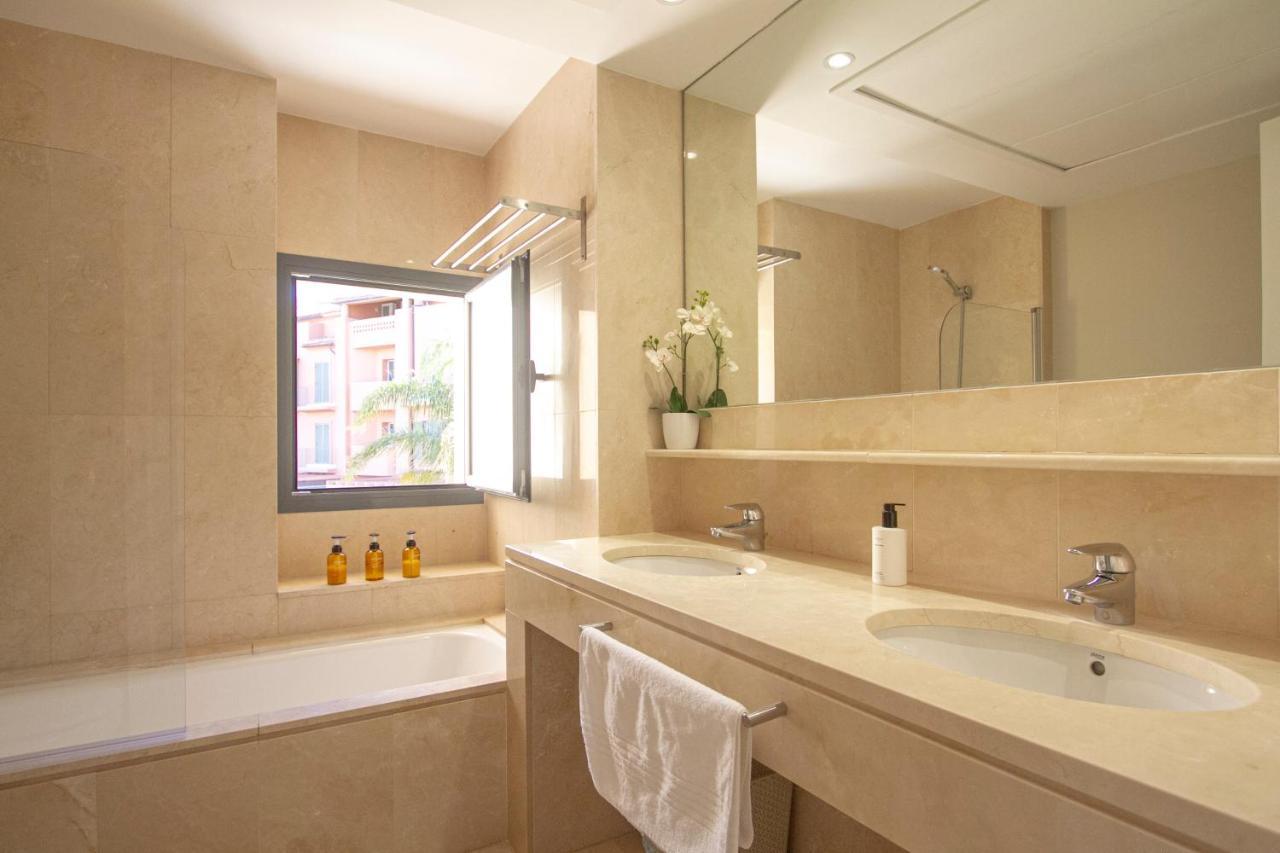 Sotogrande Alboaire- Waterfront Luxury 4 Bedroom Apt In The Marina Of Sotogrande Eksteriør billede