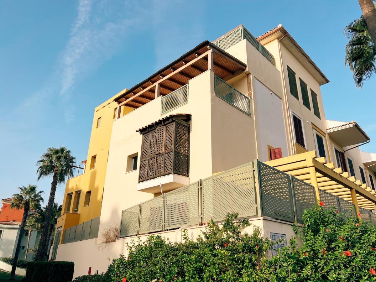 Sotogrande Alboaire- Waterfront Luxury 4 Bedroom Apt In The Marina Of Sotogrande Eksteriør billede
