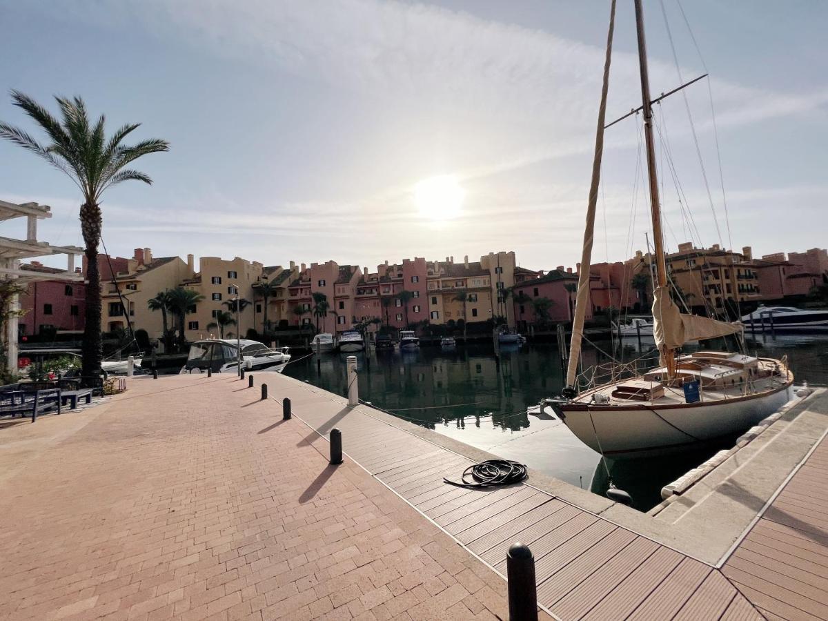 Sotogrande Alboaire- Waterfront Luxury 4 Bedroom Apt In The Marina Of Sotogrande Eksteriør billede